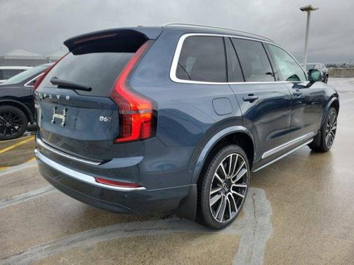 2026 Volvo XC90 B6 Plus 7-Seater