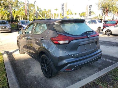 2023 Nissan Kicks SR