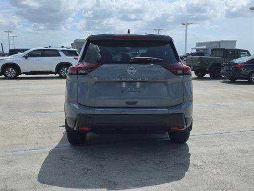 Boulder Gray Metallic 2026 Nissan Rogue SV