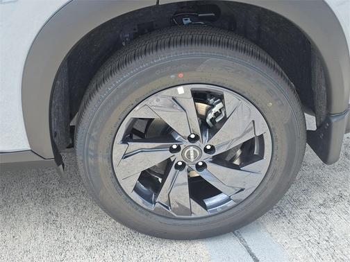 Boulder Gray Metallic 2026 Nissan Rogue SV