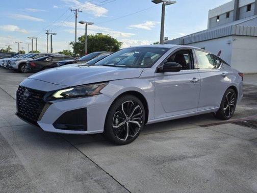 Gray 2026 Nissan Altima SR
