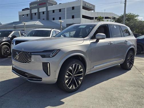 2025 Volvo XC90 B6 Ultra