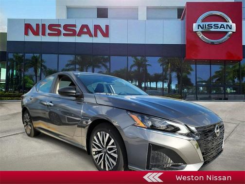 2025 Nissan Altima SV