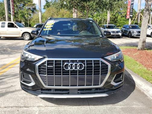 2021 Audi Q3 40 Premium