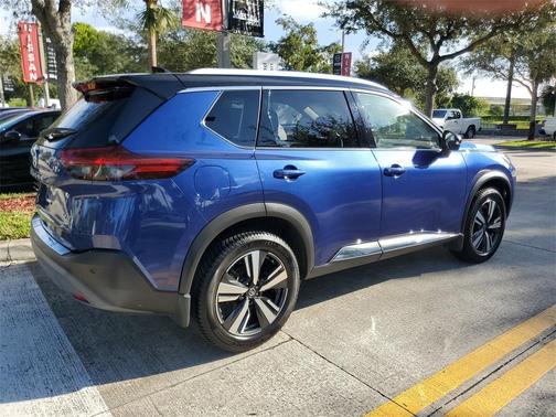 2021 Nissan Rogue SL