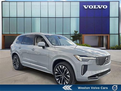 2025 Volvo XC90 B6 Plus 7-Seater