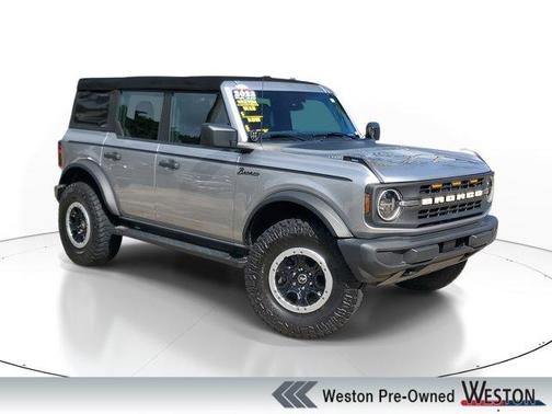 2023 Ford Bronco Base