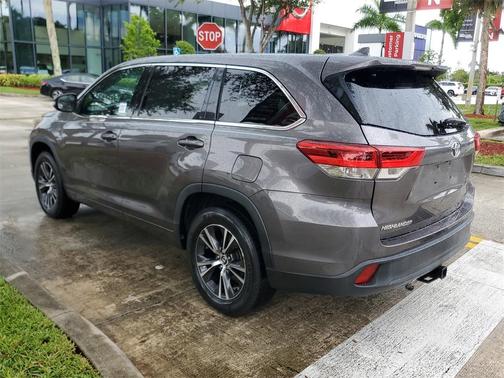 2018 Toyota Highlander LE Plus