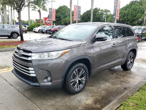 2018 Toyota Highlander LE Plus