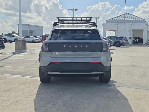 2026 Volvo EX30 TWIN MOTOR CROSS COUNTRY ULTRA