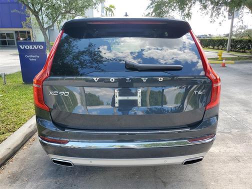 2021 Volvo XC90 T6 Inscription 7 Passenger