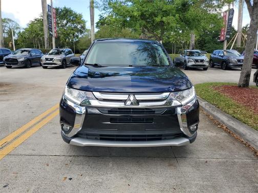 2018 Mitsubishi Outlander ES