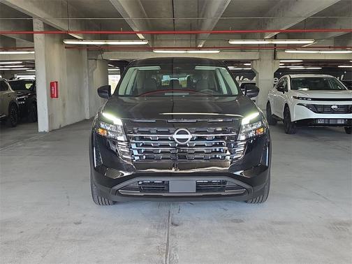 2026 Nissan Pathfinder S