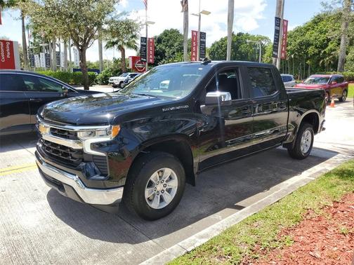 2025 Chevrolet Silverado 1500 LT