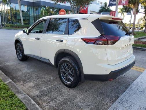 2025 Nissan Rogue S