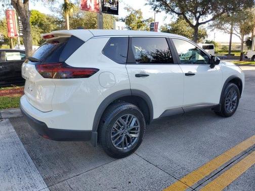 2025 Nissan Rogue S