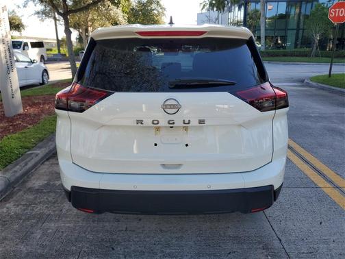 2025 Nissan Rogue S