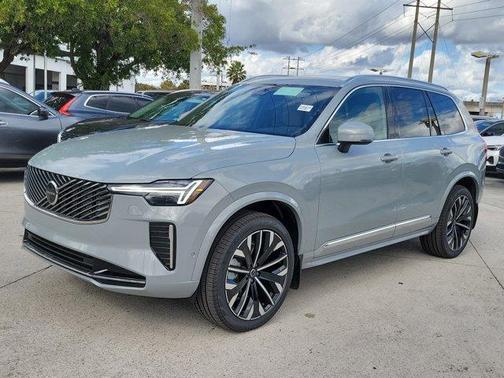 2026 Volvo XC90 B6 Plus 6-Seater