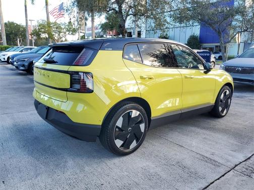 2025 Volvo EX30 Twin Motor Ultra