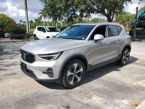 Silver 2025 Volvo XC40 B5 Plus Bright Theme