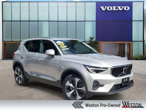 Silver 2025 Volvo XC40 B5 Plus Bright Theme