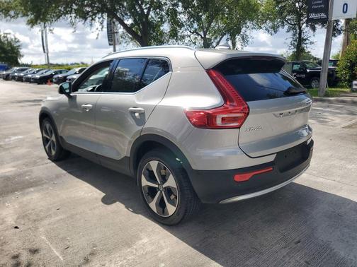 Silver 2025 Volvo XC40 B5 Plus Bright Theme