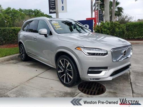 2023 Volvo XC90 B5 Plus