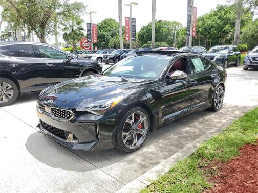 2019 Kia Stinger GT1