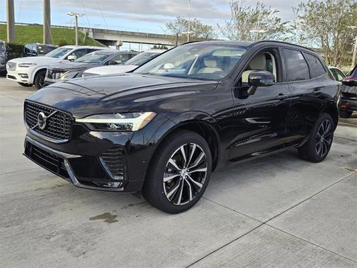 2025 Volvo XC60 B5 Plus