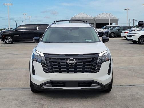 Pearl 2026 Nissan Pathfinder SL
