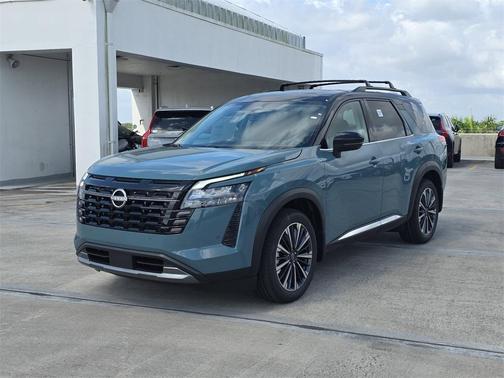 2026 Nissan Pathfinder Platinum