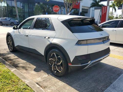 2022 Hyundai IONIQ 5 SE