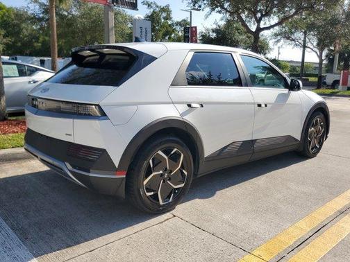2022 Hyundai IONIQ 5 SE
