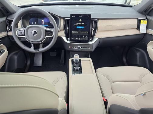 2026 Volvo XC90 B5 Core