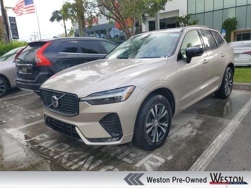 2025 Volvo XC60 B5 Core