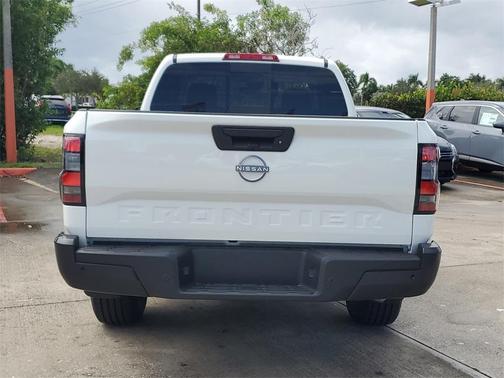 2026 Nissan Frontier S
