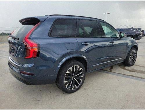 Denim Blue Metallic 2026 Volvo XC90 B6 Plus 7-Seater