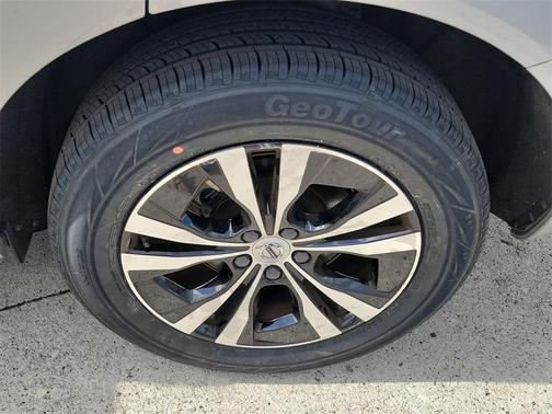 2024 Volvo XC60 B5 Core