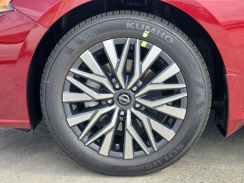 Scarlet Ember Tintcoat 2026 Nissan Altima SV