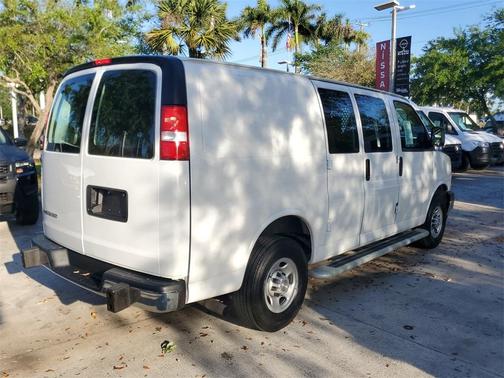 Summit White 2024 Chevrolet Express 2500 Work Van