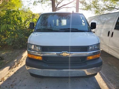 Summit White 2024 Chevrolet Express 2500 Work Van