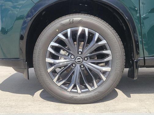 Obsidian Green 2026 Nissan Rogue Platinum