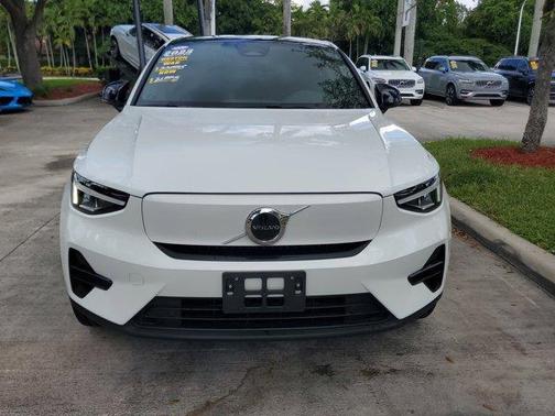 2023 Volvo C40 Recharge Pure Electric Twin Core