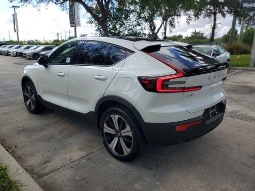 2023 Volvo C40 Recharge Pure Electric Twin Core