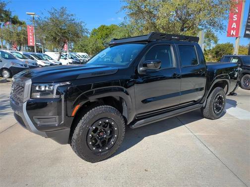 2026 Nissan Frontier SV