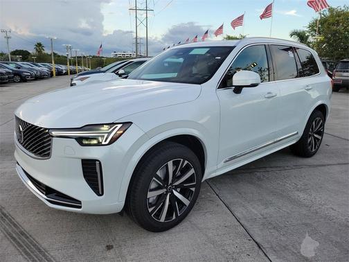 2026 Volvo XC90 B5 Core