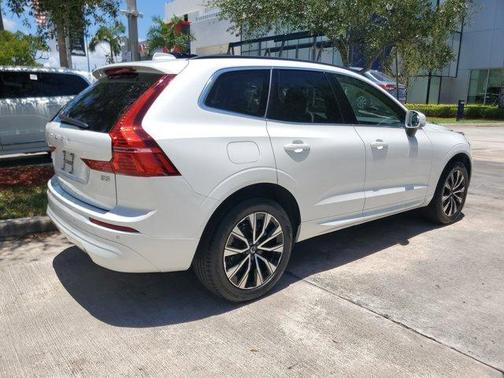 2023 Volvo XC60 B5 Core