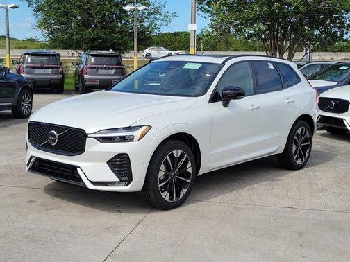 Crystal White 2026 Volvo XC60 B5 Plus