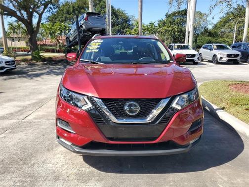 2022 Nissan Rogue Sport SV