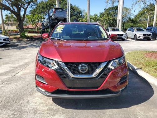 2022 Nissan Rogue Sport SV